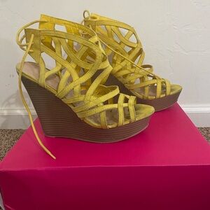 Yellow Wedge Platform Sandals with Strappy Design and Brown Heel